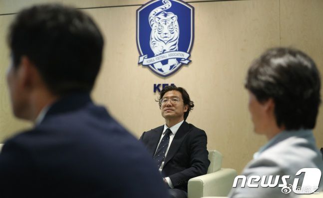 据慢镜头报道称，贝西诺可能会在冬窗被拉齐奥出售。